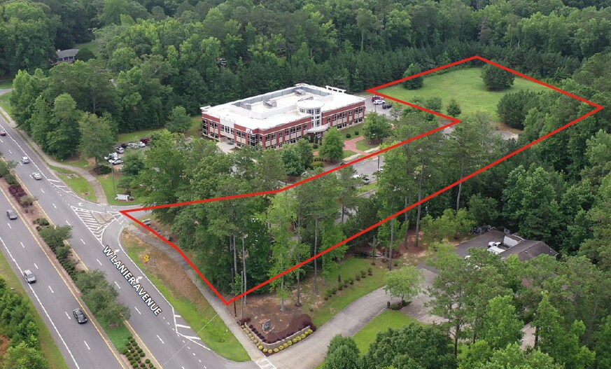 878 W Lanier Ave, Fayetteville, GA à vendre Photo de l’immeuble– Image 1 sur 2
