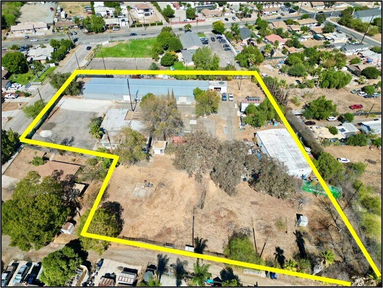 5969 Robinson Ave, Riverside, CA à vendre - Photo de l’immeuble – Image 3 sur 9