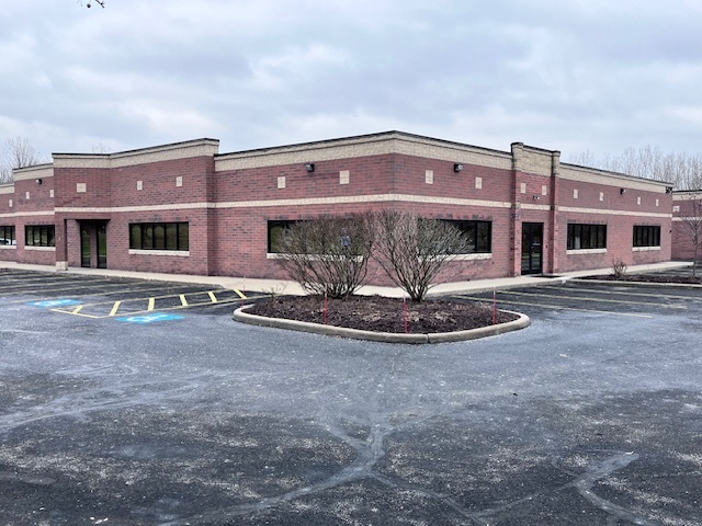 5675 Hudson Industrial Pky, Hudson, OH à louer - Photo de l’immeuble – Image 1 sur 11