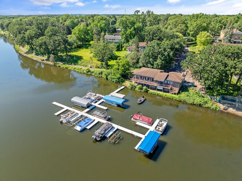 406 9th St NE, Waseca, MN à vendre - Photo de l’immeuble – Image 2 sur 12