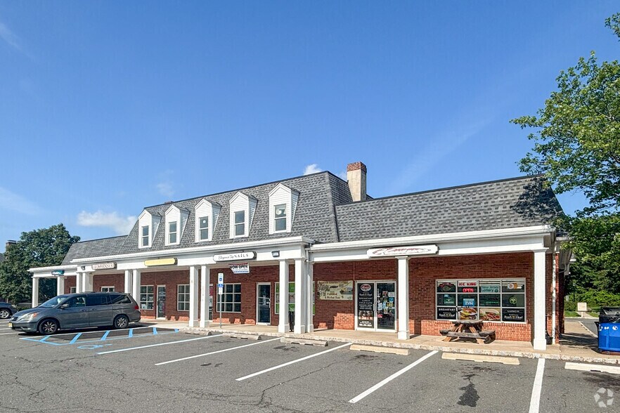 2162 US Highway 206, Belle Mead, NJ à louer - Photo de l’immeuble – Image 3 sur 5