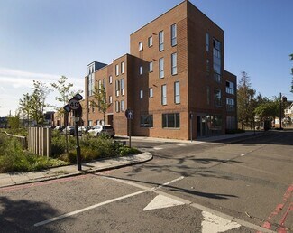 Plus de détails pour 9 Kathleen Ave, Londres - Local commercial à louer
