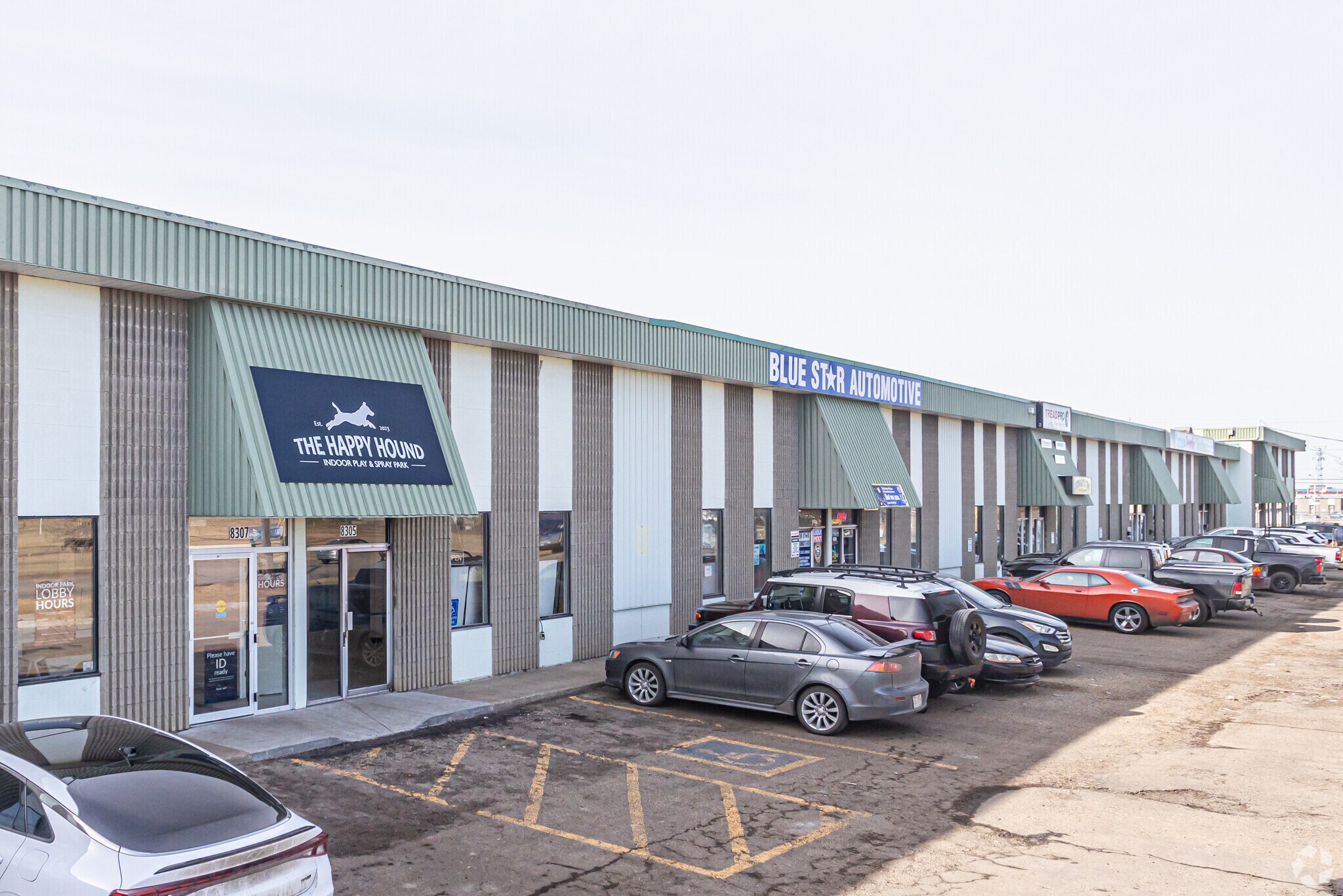 5927-6086 86 St NW, Edmonton, AB à louer Photo principale– Image 1 sur 6