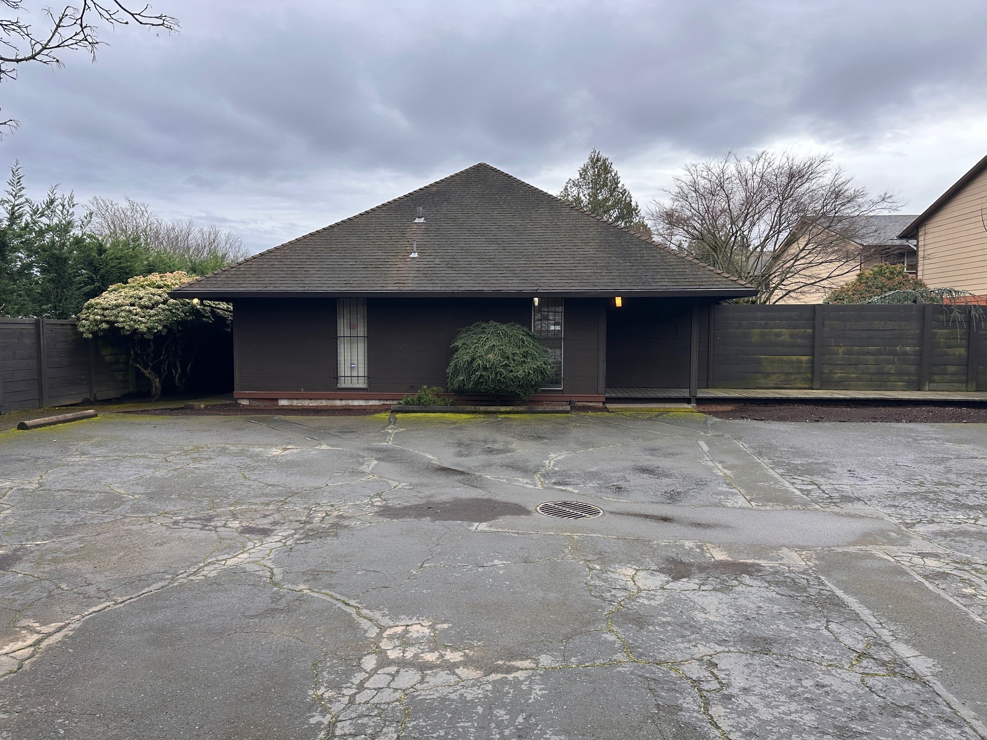 15012 SE Stark St, Portland, OR à louer Photo intérieure– Image 1 sur 27