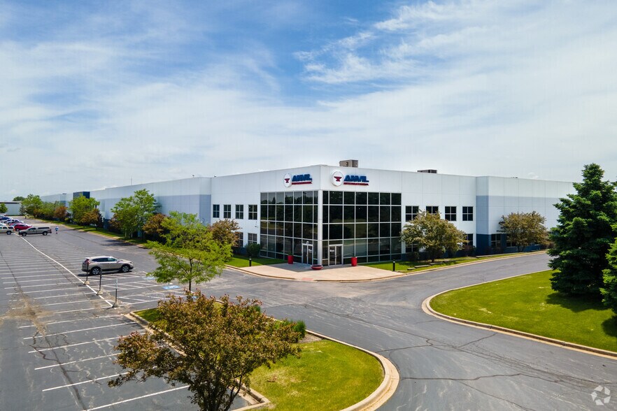 7979 W 183rd St, Tinley Park, IL à louer - Photo de l’immeuble – Image 1 sur 9