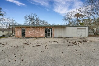 Plus de détails pour 1614 Frazier St, Conroe, TX - Local d’activités à vendre