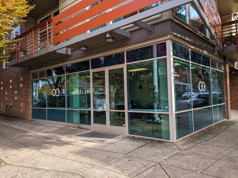 3913 NE Hancock St, Portland, OR à vendre - Photo de l’immeuble – Image 1 sur 10