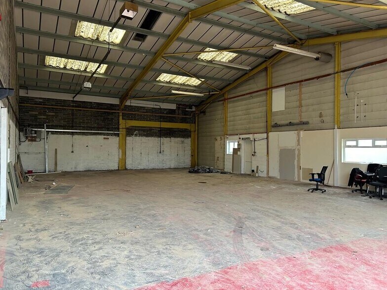 C1 Spithead Business Centre, Newport Road, Sandown à louer - Photo de l’immeuble – Image 2 sur 3