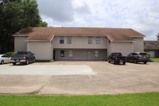 5917 jones creek Rd, Baton Rouge, LA à louer - Photo de l’immeuble – Image 1 sur 12