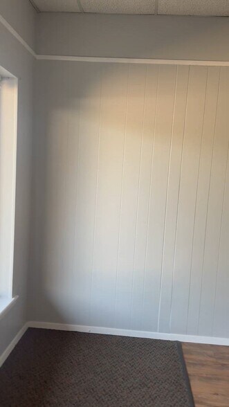 1200 W Henderson St, Cleburne, TX à louer - Vidéo sur l’annonce professionnelle – Image 3 sur 11