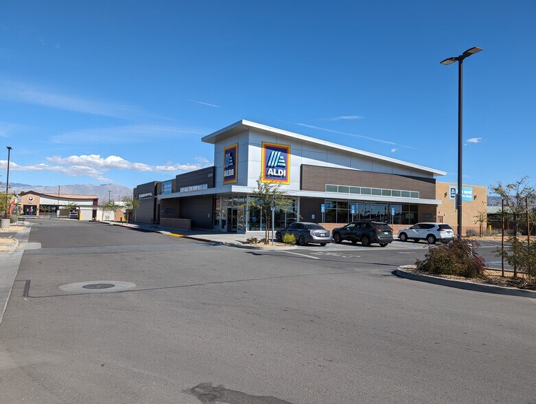 50080 Cesar Chavez St, Coachella, CA à louer - Photo principale – Image 1 sur 5