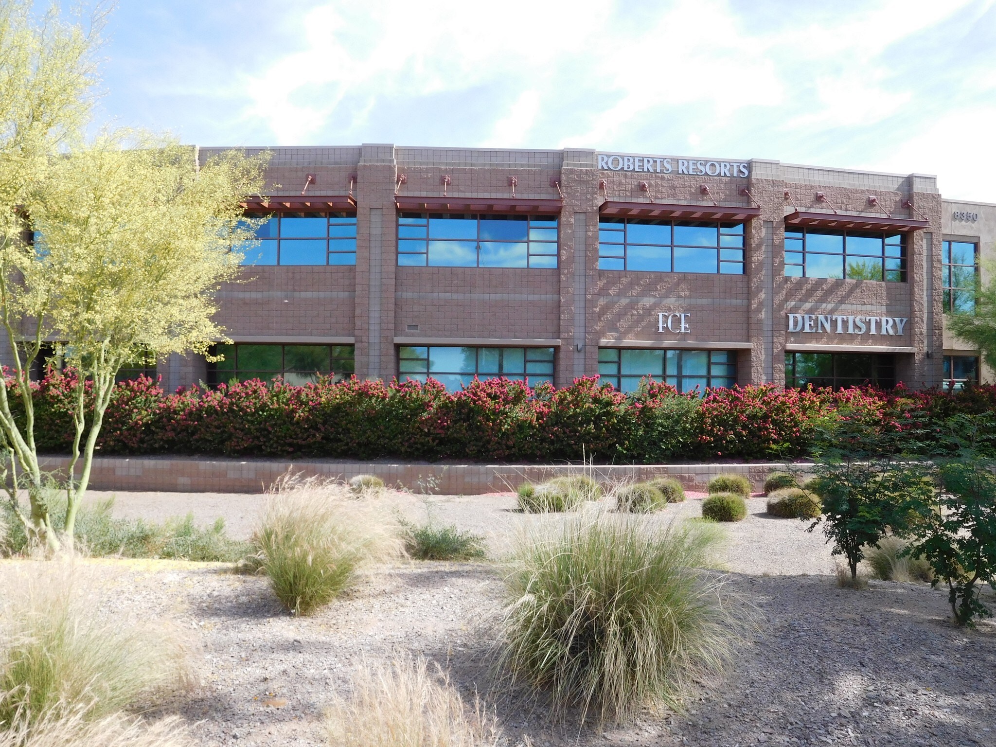 8360 E Raintree Dr, Scottsdale, AZ à louer Photo de l’immeuble– Image 1 sur 12