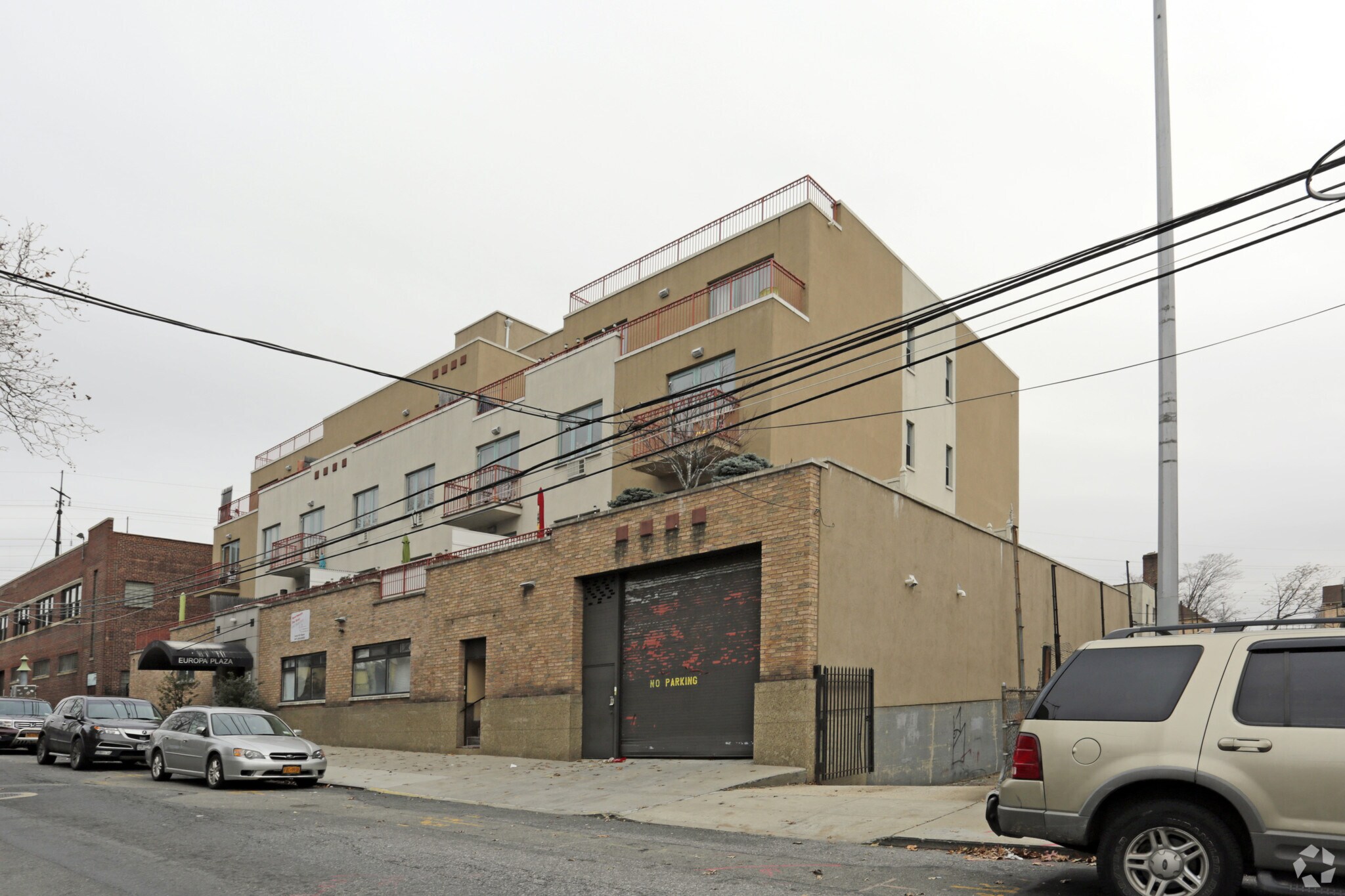 24-47 44th St, Astoria, NY à vendre Photo principale– Image 1 sur 16