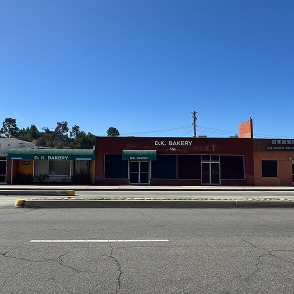 2924 W Valley Blvd, Alhambra, CA à vendre - Photo de l’immeuble – Image 2 sur 5