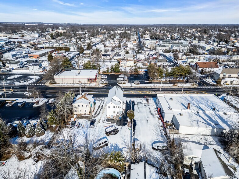1324 Corlies Ave, Neptune City, NJ à vendre - Photo de l’immeuble – Image 3 sur 19