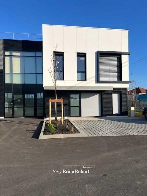 dans Vaulx-en-Velin à vendre Photo de l’immeuble– Image 1 sur 1