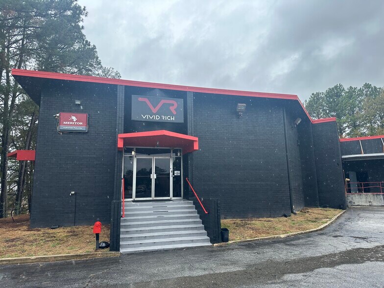 4505 Commerce Dr SW, Atlanta, GA à louer - Photo de l’immeuble – Image 1 sur 7