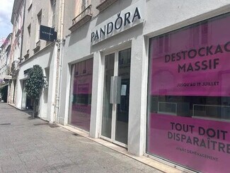 Plus de détails pour Local commercial à louer