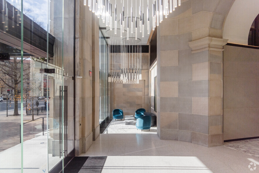1001 Pennsylvania Ave NW, Washington, DC à louer - Hall d’entrée – Image 2 sur 3