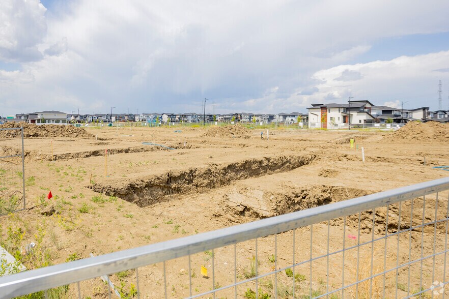128 Waterford Heath, Chestermere, AB à vendre - Photo de l’immeuble – Image 2 sur 3