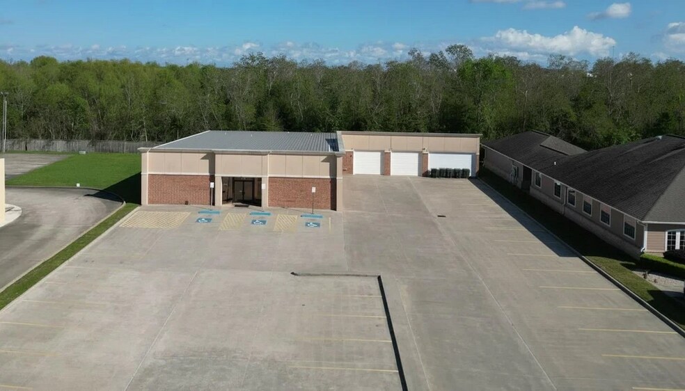 3180 Central Mall Dr, Port Arthur, TX à vendre - Photo principale – Image 1 sur 13
