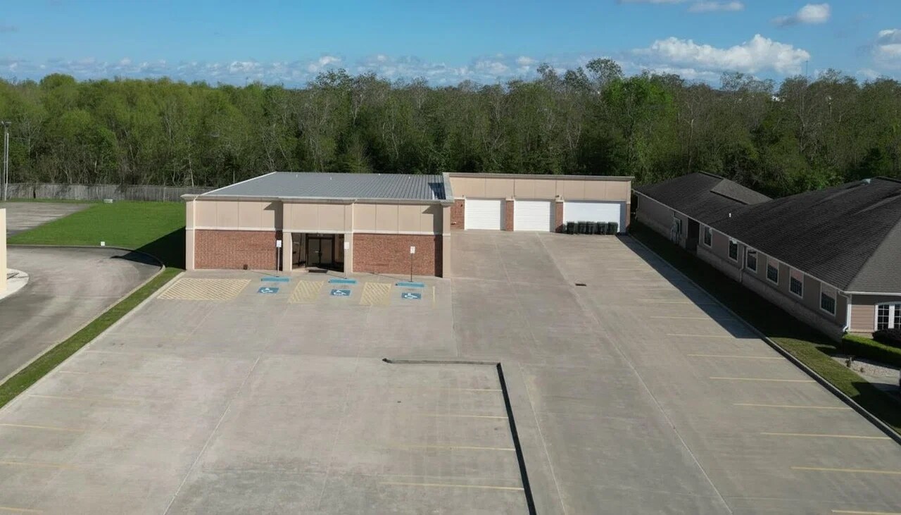 3180 Central Mall Dr, Port Arthur, TX à vendre Photo principale– Image 1 sur 14