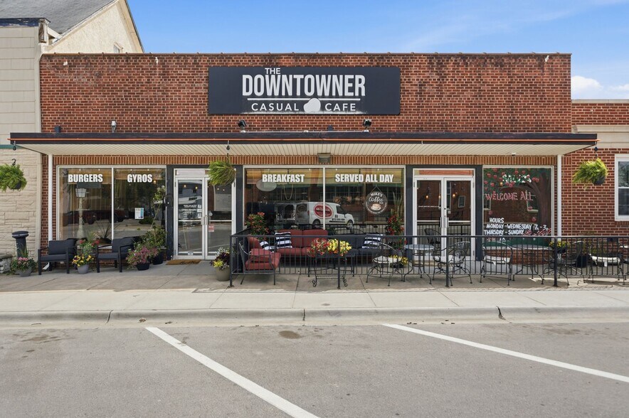715 1st Corso, Nebraska City, NE à vendre - Photo de l’immeuble – Image 2 sur 41
