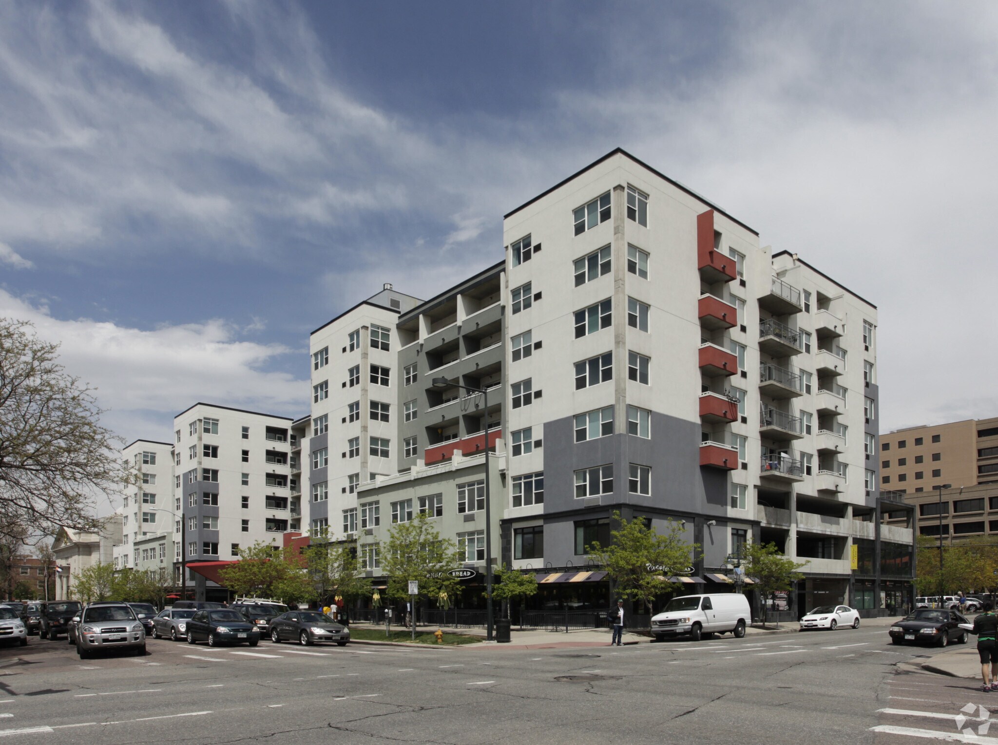 1350 Grant St, Denver, CO à louer Photo de l’immeuble– Image 1 sur 2