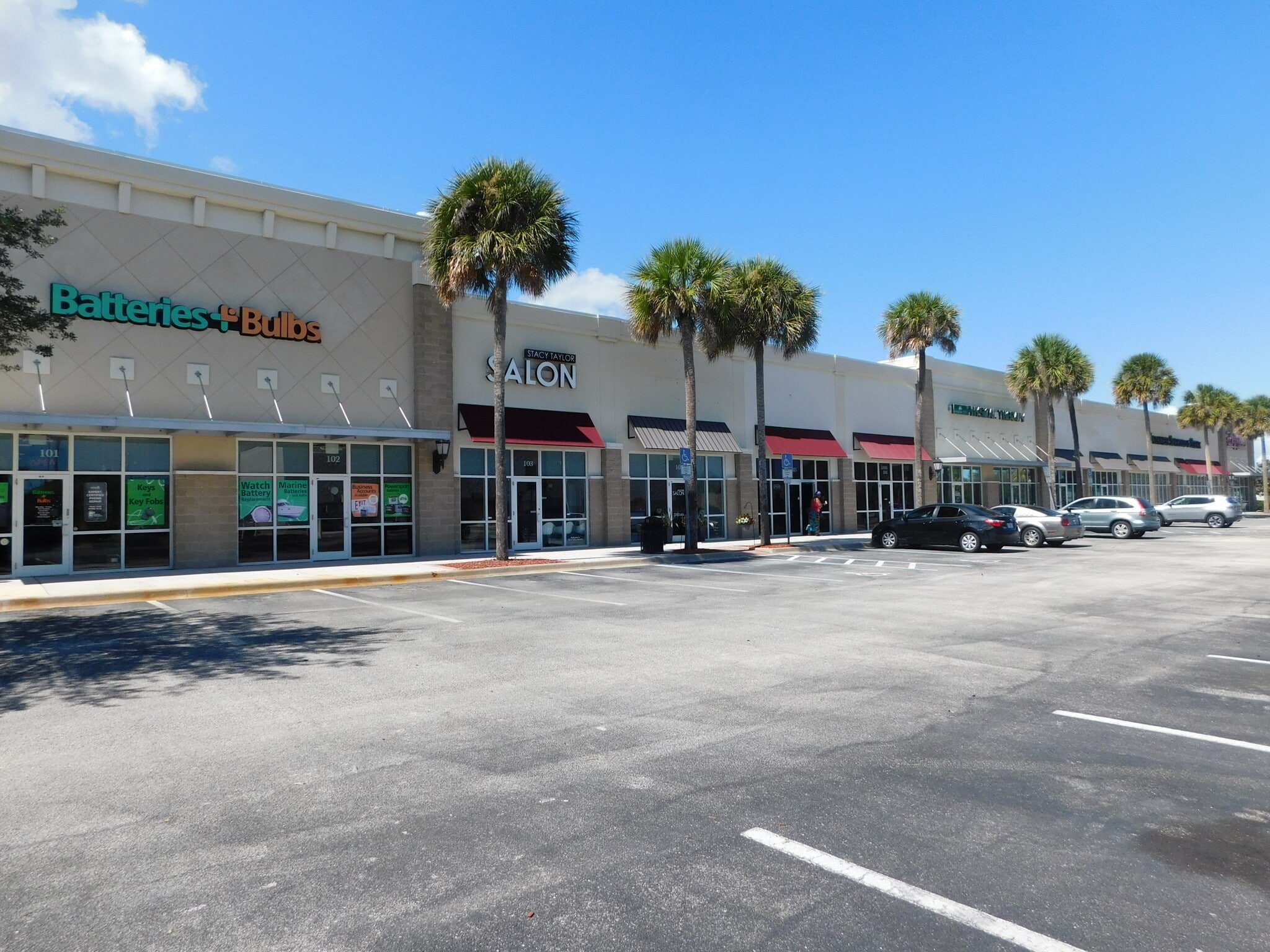 5100 N Wickham Rd, Melbourne, FL à louer Photo de l’immeuble– Image 1 sur 1