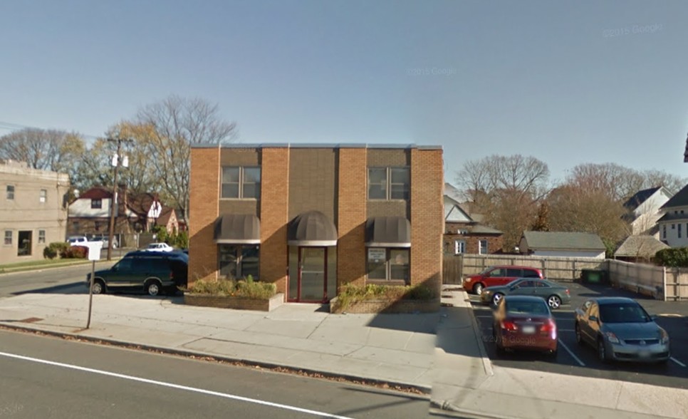 688 Broadway, Massapequa, NY à louer - Photo de l’immeuble – Image 3 sur 6