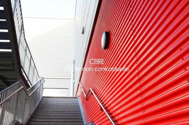 Plus de détails pour Industriel/Logistique à louer