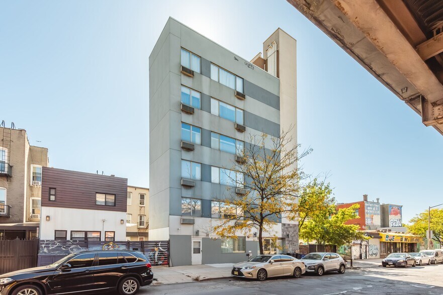 518 Meeker Ave, Brooklyn, NY à vendre - Photo de l’immeuble – Image 1 sur 30