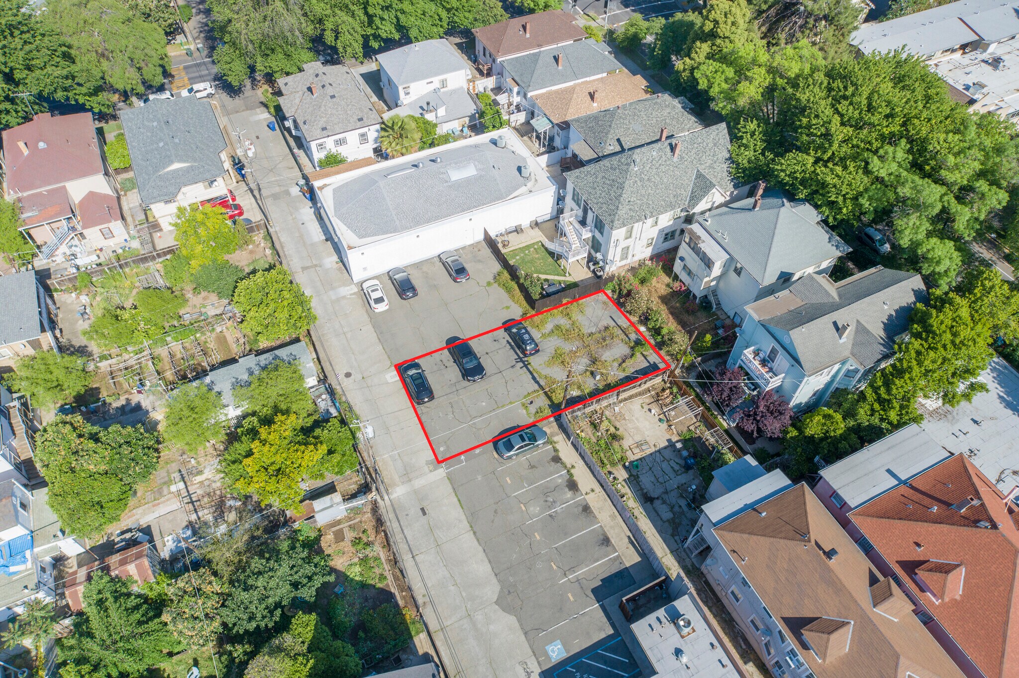 915-920 Tomato Aly, Sacramento, CA à vendre Photo principale– Image 1 sur 6