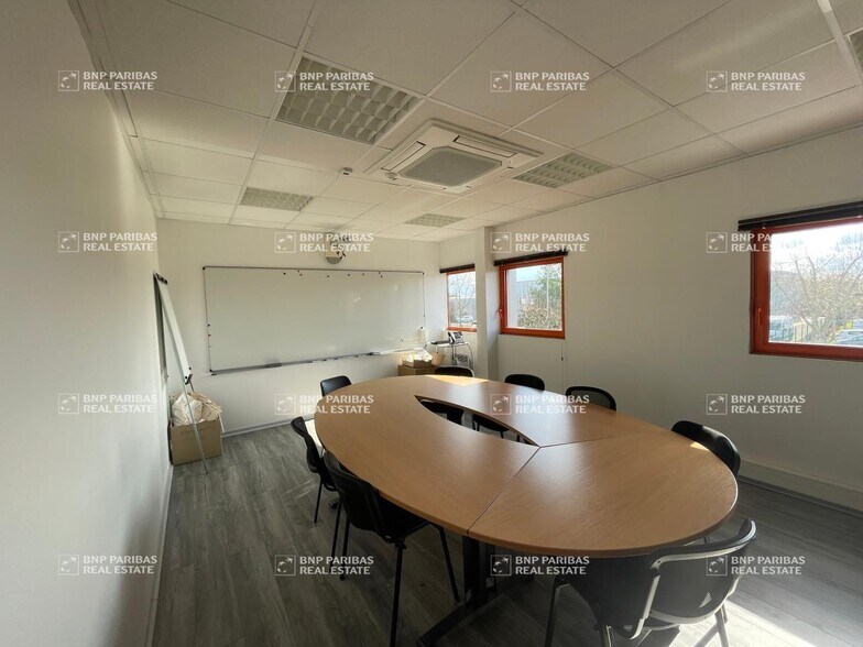 Bureau dans Orléans à vendre - Photo intérieure – Image 3 sur 7