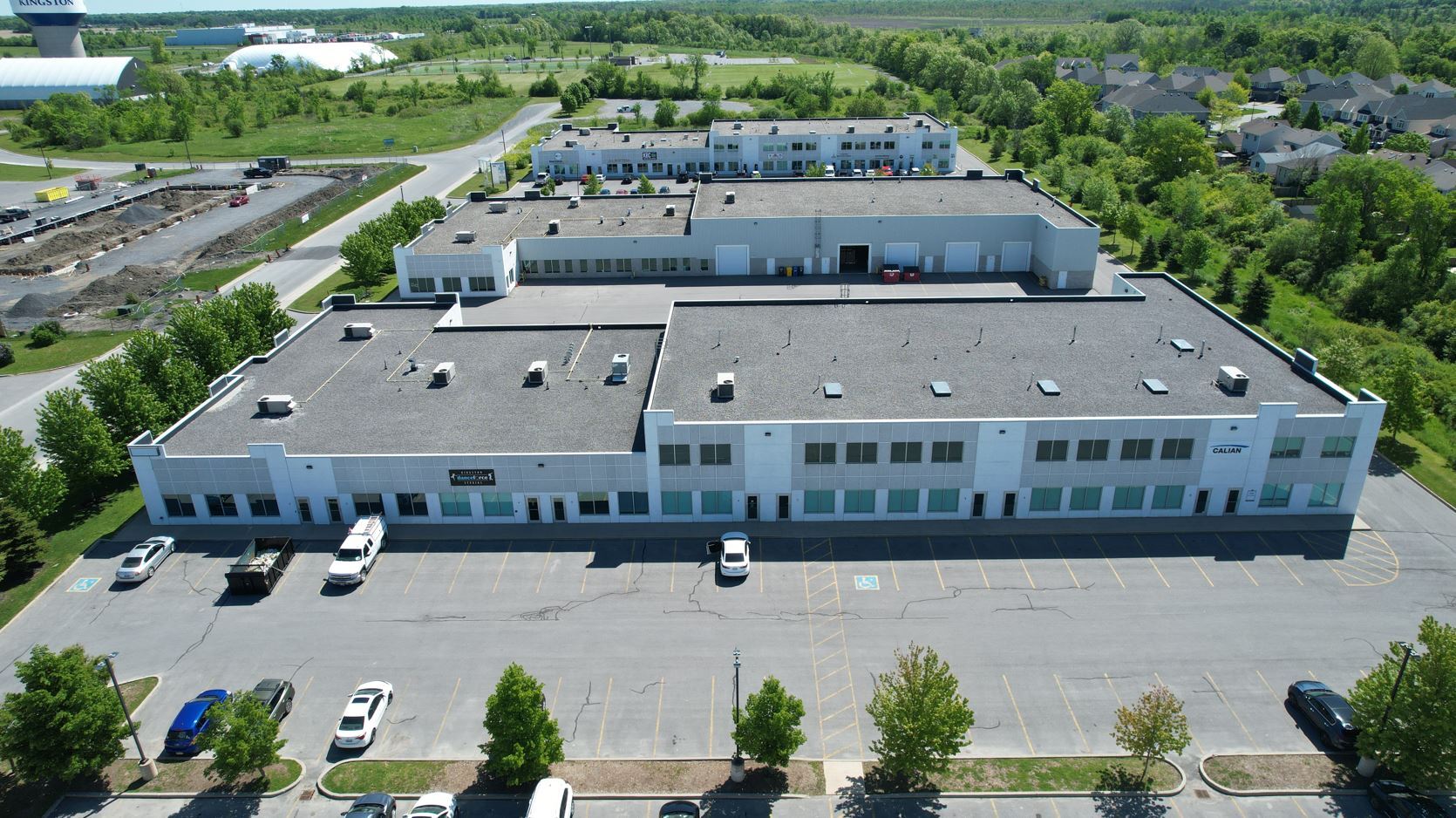 683 Innovation Dr, Kingston, ON à louer Photo principale– Image 1 sur 7