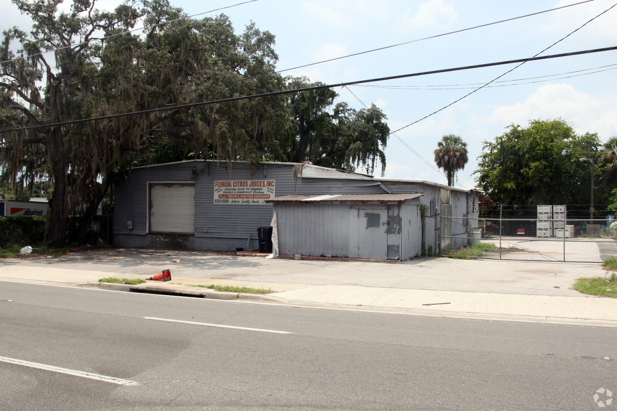 N 40th Street Investment portefeuille de 2 biens à vendre sur LoopNet.fr Photo principale– Image 1 sur 8