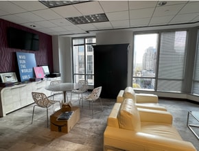 1180 W Peachtree St NW, Atlanta, GA à louer Photo intérieure– Image 2 sur 7