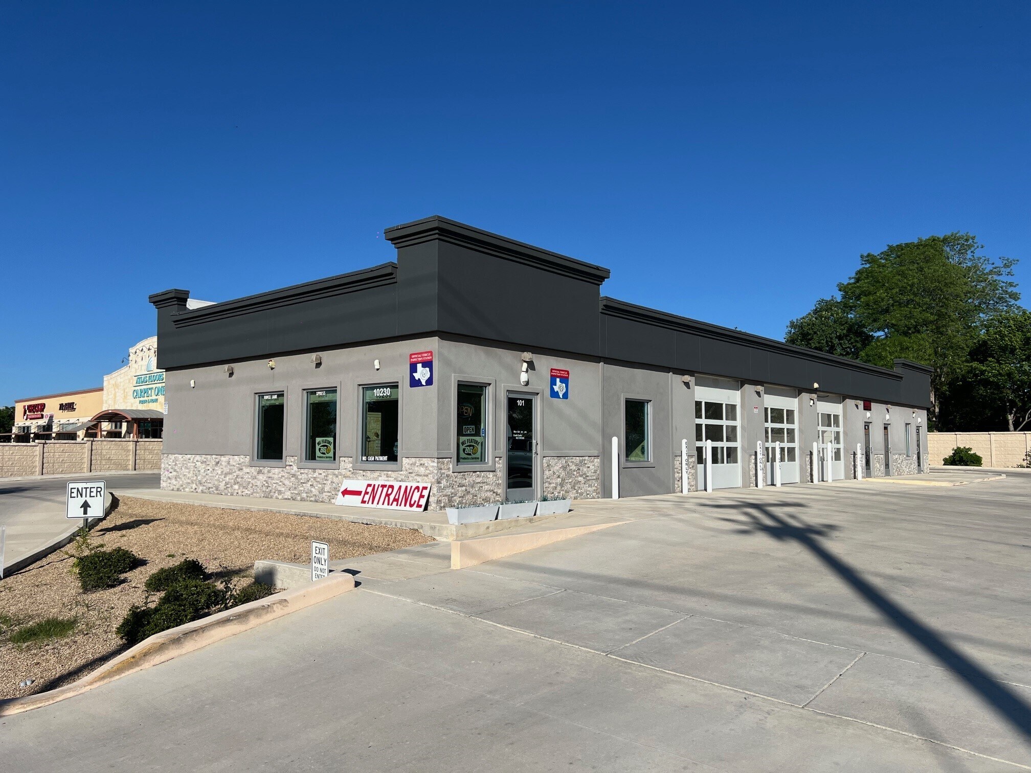 10230 W Loop 1604 N, San Antonio, TX à vendre Photo de l’immeuble– Image 1 sur 4