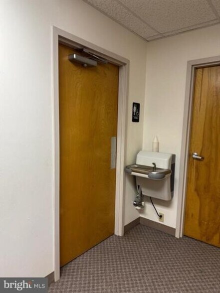 235 W 2nd St, Birdsboro, PA à louer - Photo de l’immeuble – Image 2 sur 7