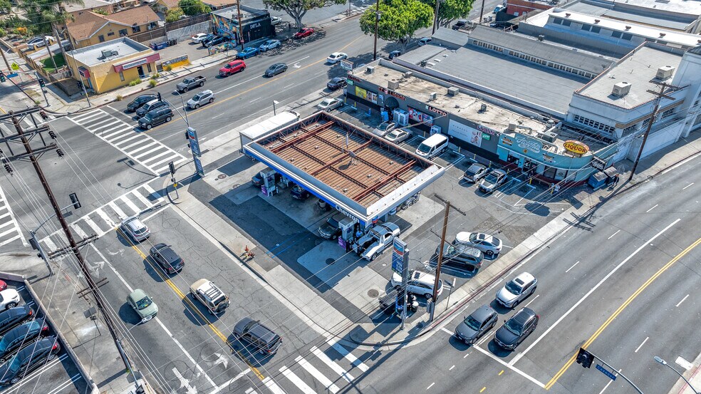 2135 N San Fernando Rd, Los Angeles, CA à vendre - Photo de l’immeuble – Image 2 sur 13