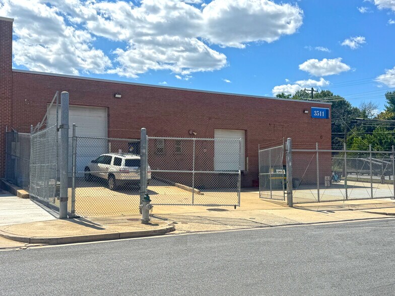 3511 52nd Ave, Hyattsville, MD à louer - Photo de l’immeuble – Image 2 sur 3