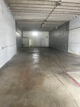 8770-8776 SW 129th St, Miami, FL à louer Photo intérieure– Image 2 sur 2