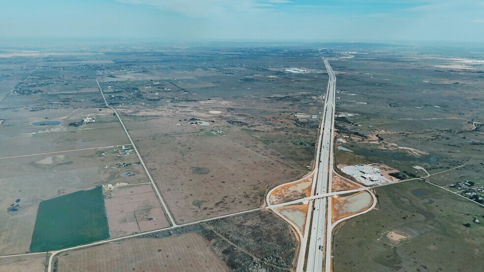 I-10 & Beckendorff Rd, Sealy, TX à vendre - Aérien – Image 2 sur 3