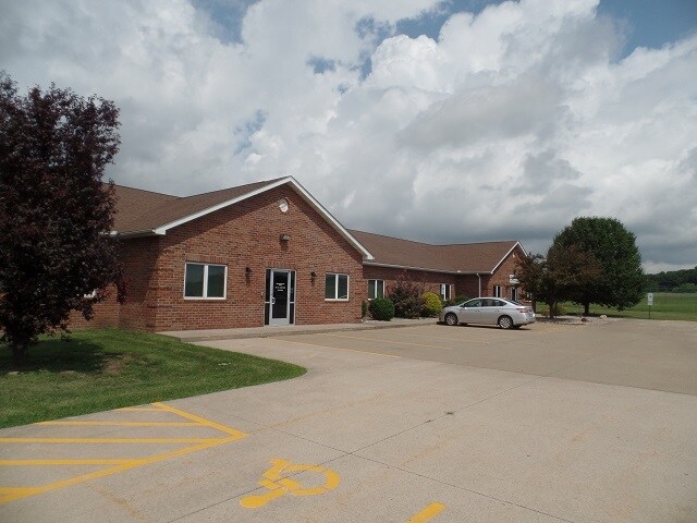 8333 Express Dr, Marion, IL à louer Photo de l’immeuble– Image 1 sur 23