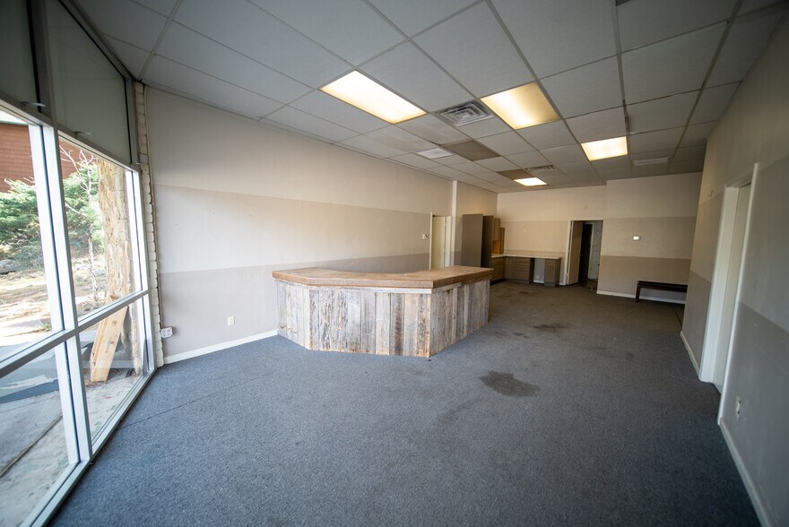 3955 Lake Mary Rd, Flagstaff, AZ à louer - Photo de l’immeuble – Image 3 sur 17