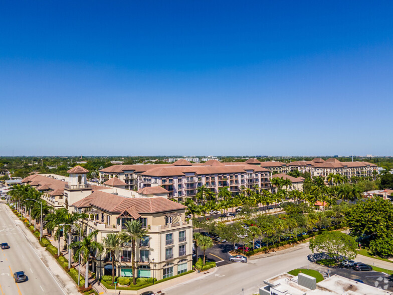 1201 NE 26th St, Wilton Manors, FL à vendre - Photo de l’immeuble – Image 3 sur 5