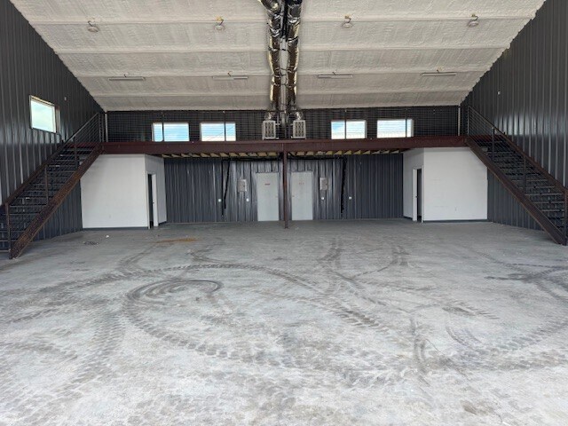 320 N Ridge Rd, Marble Falls, TX à louer - Photo intérieure – Image 1 sur 21