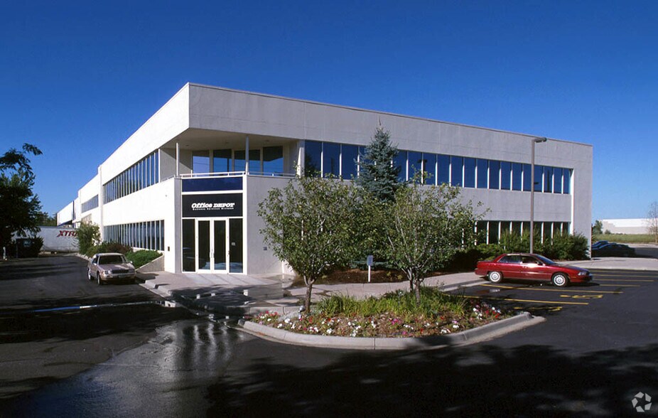 5280 Joliet St, Denver, CO à louer - Photo de l’immeuble – Image 2 sur 7
