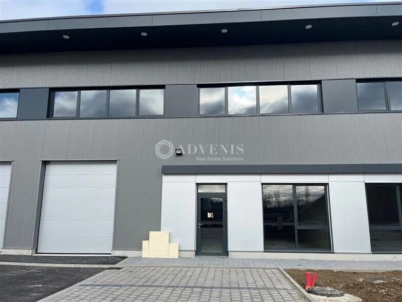 Local d'activités dans Geispolsheim à vendre - Photo de l’immeuble – Image 3 sur 6