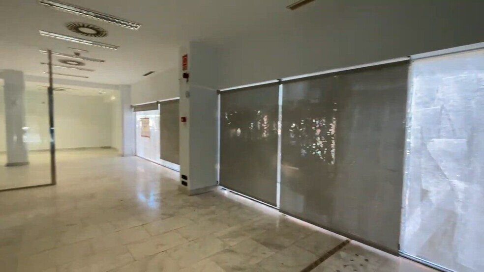 Calle José María Pereda, 4, Alcalá de Henares, Madrid à louer - Vidéo sur l’annonce professionnelle – Image 2 sur 14